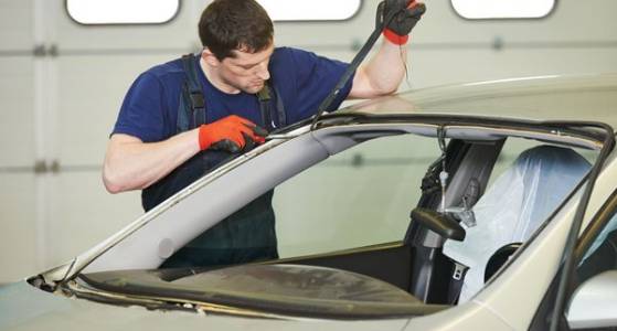 cheap auto glass replacement